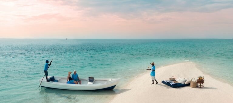 2-Day Dolphin & Snorkeling Tour